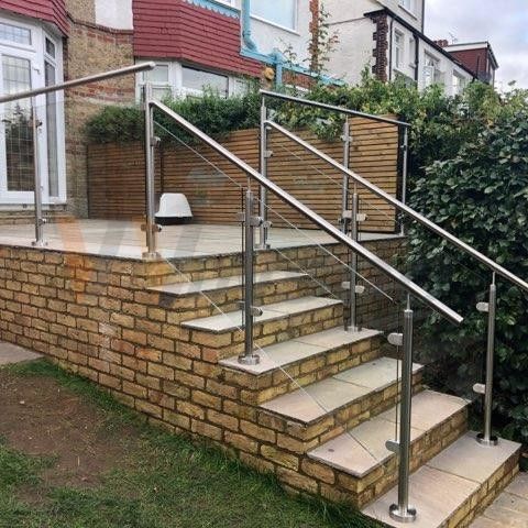 Latest company case about RVS buizen voor moderne en veilige leuningen en balustrades – WinscoMetal!